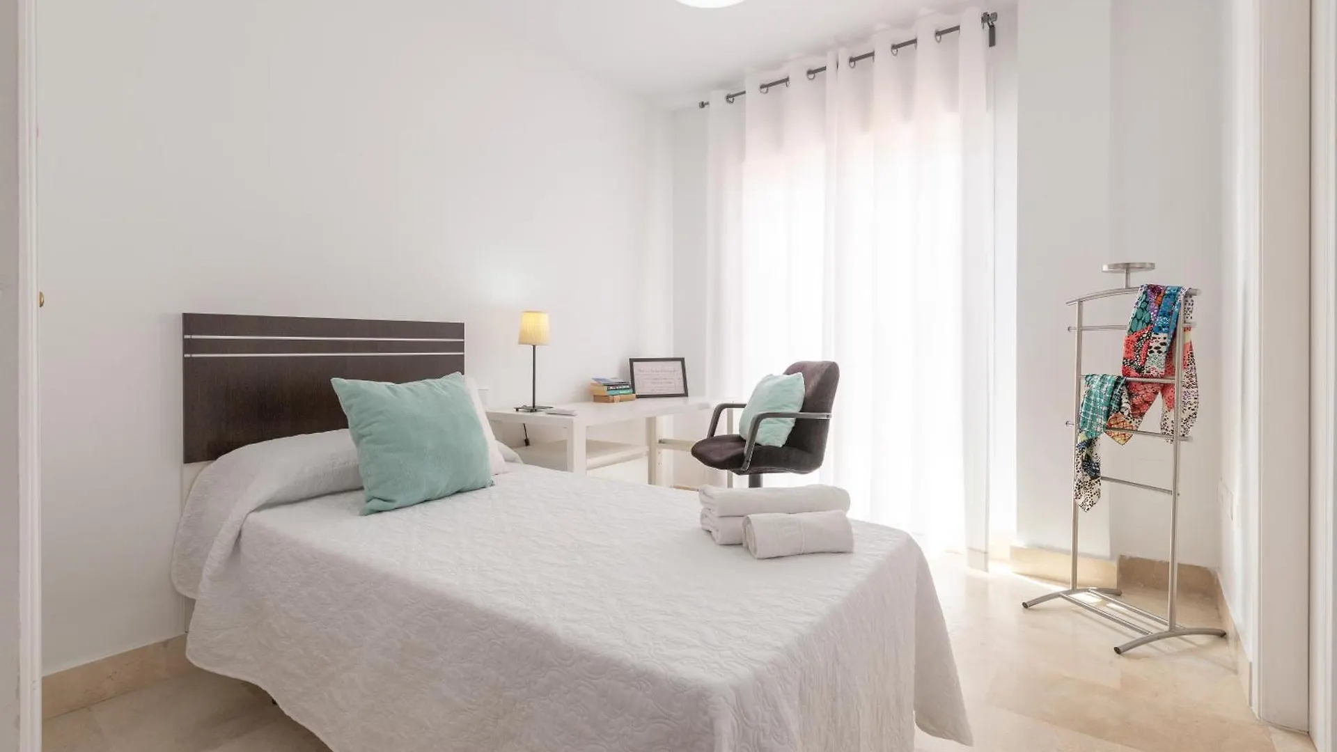 Atico Malaga Teatinos Apartment