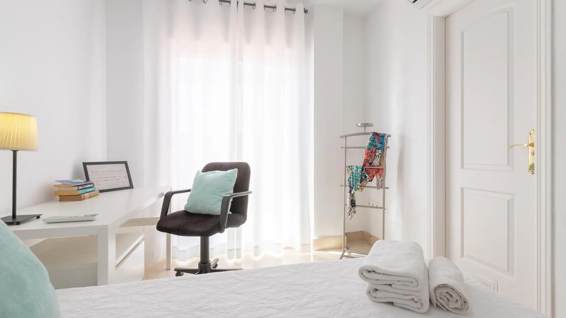 Atico Malaga Teatinos Apartment 0*,  Spain